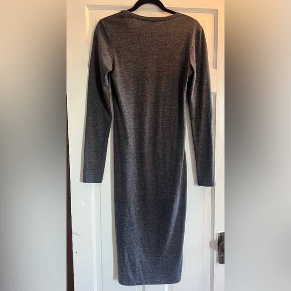 Aritzia Wilfred Free Dress with Sweatheart Neckline - Picture 3 of 5